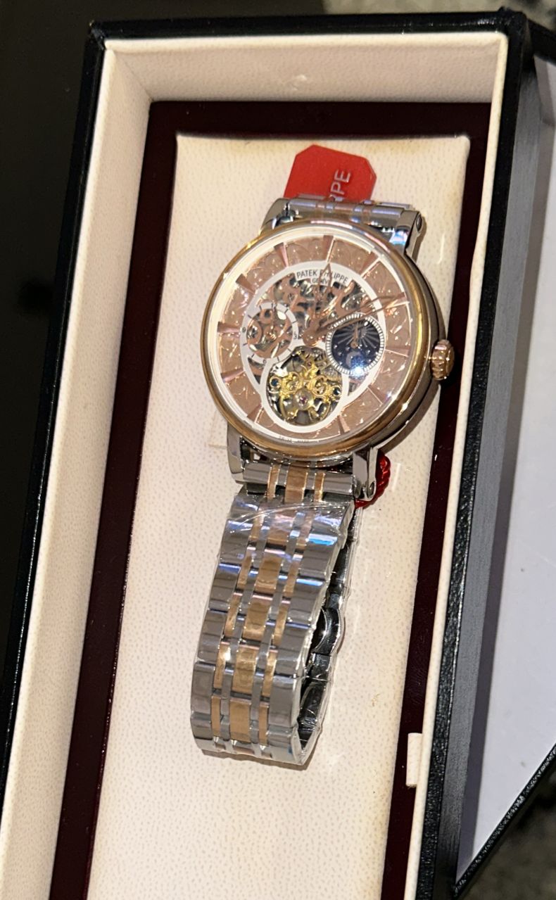 Montre Patek Philippe Rose Gold squeleton pour homme